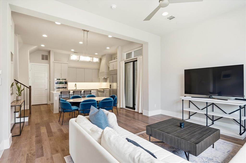 7858 Element Avenue Property Photo 4