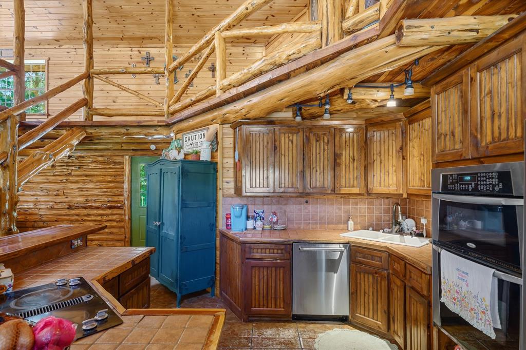 23340 Fm 1253 Property Photo 11