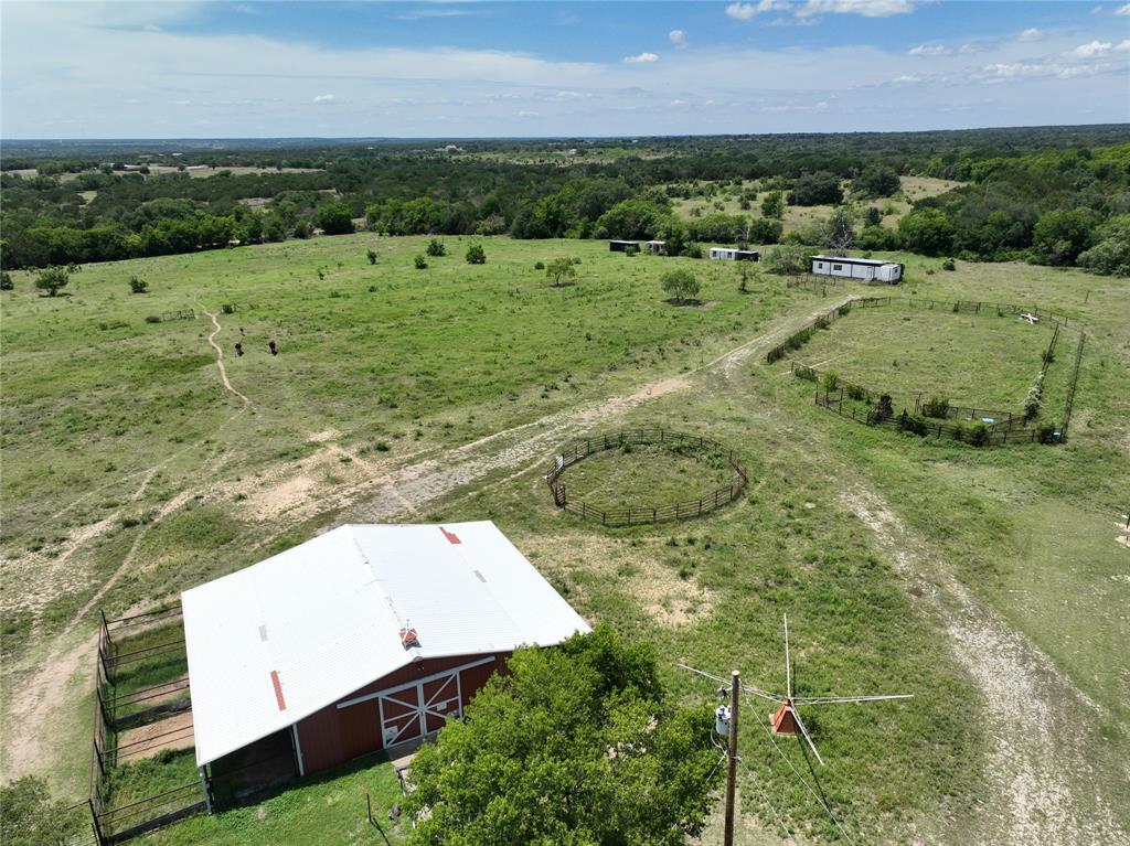 377c County Road 3244 Property Photo 4