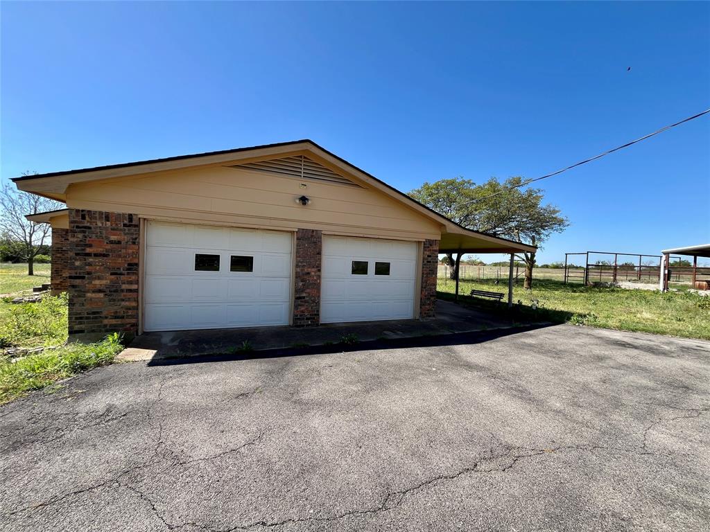 377c County Road 3244 Property Photo 14