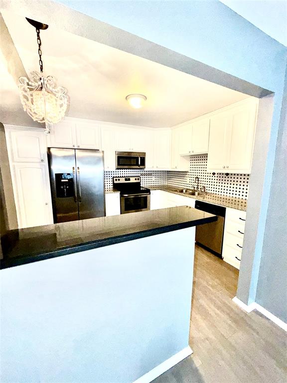 7855 Meadow Park Drive B Property Photo 4
