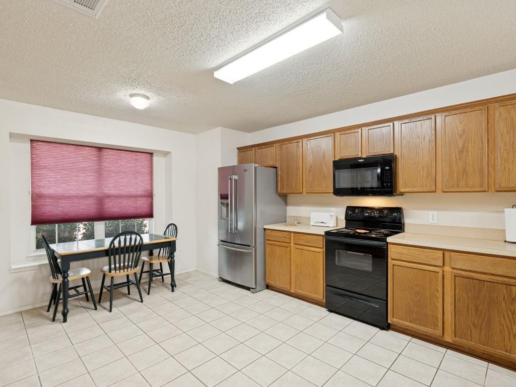 9809 Nixon Drive Property Photo 9