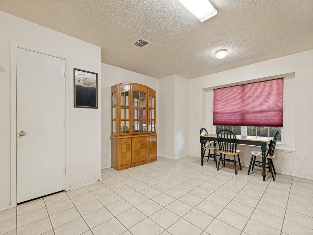 9809 Nixon Drive Property Photo 12