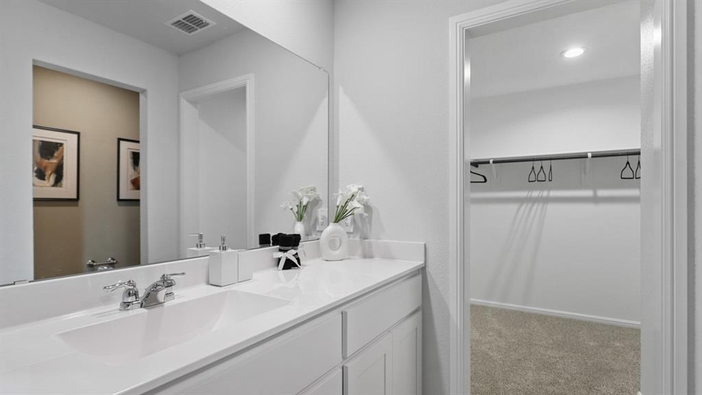 516 Red Admiral Lane Property Photo 25