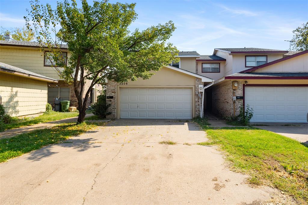 2806 Spring Valley Drive Property Photo 1