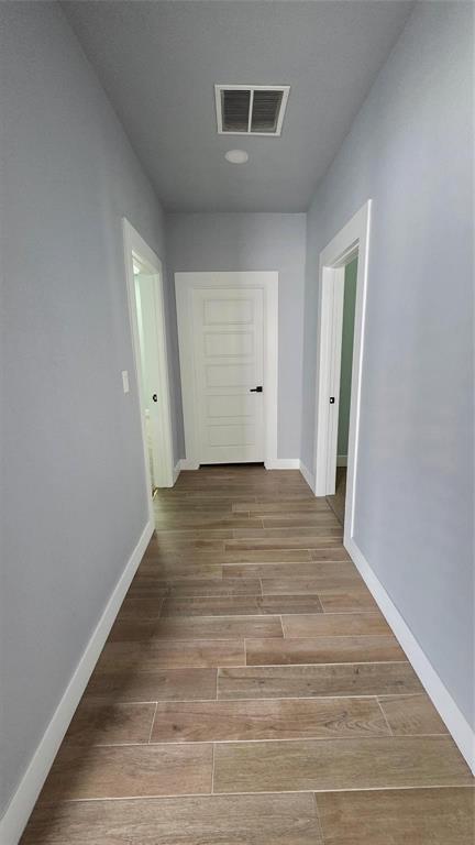 2936 S Jennings Avenue Property Photo 13