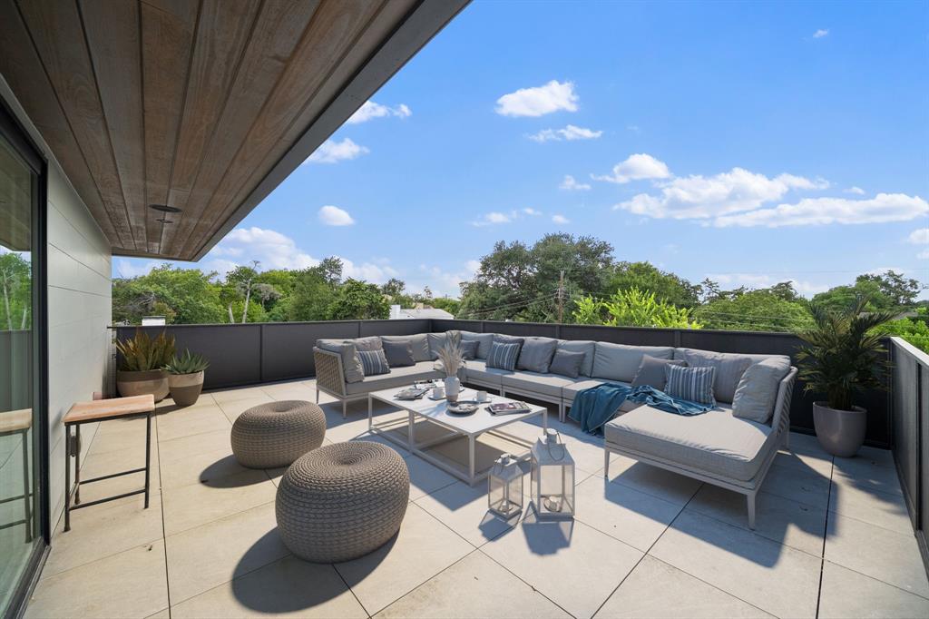 423 W Colorado Boulevard Property Photo 35