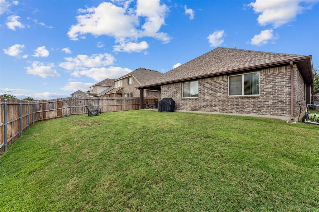 609 Fox View Drive Property Photo 28