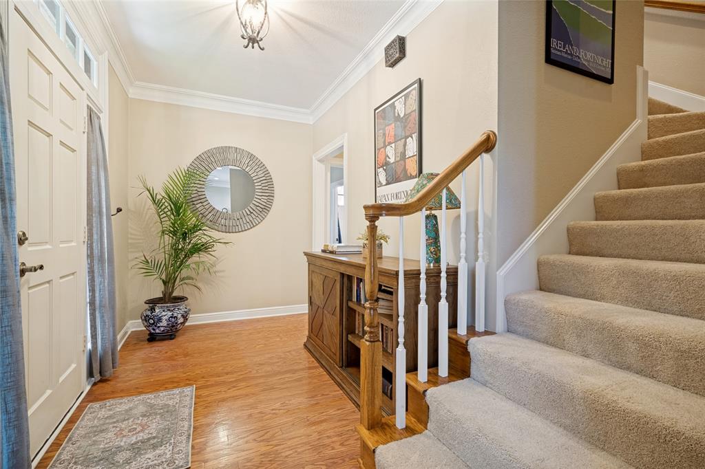 1105 Ellison Park Circle Property Photo 3
