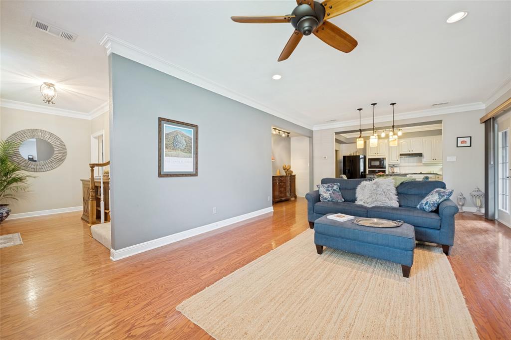 1105 Ellison Park Circle Property Photo 4