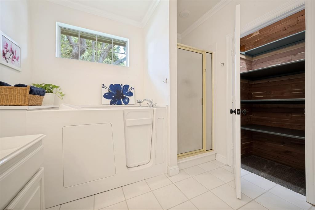 1105 Ellison Park Circle Property Photo 17