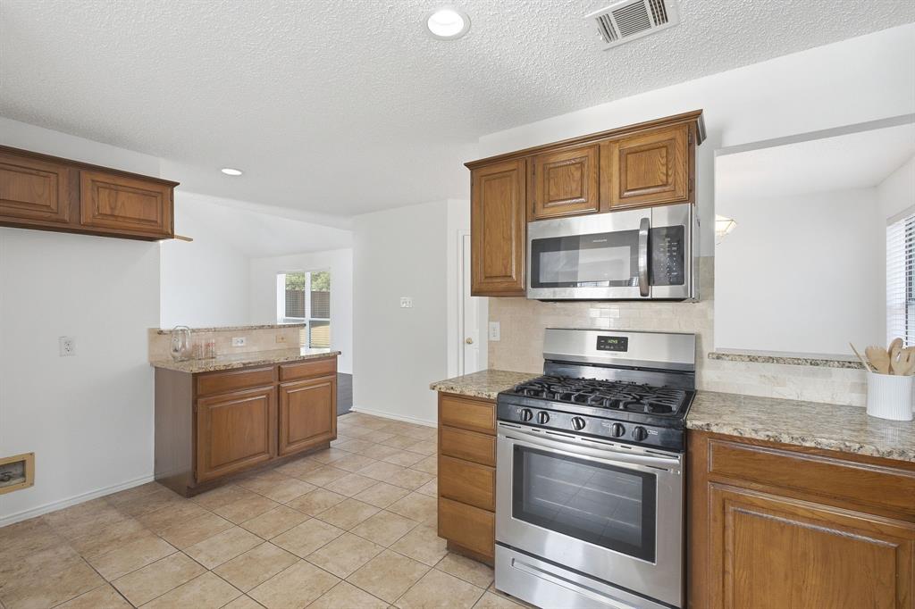 920 Blackstone Drive Property Photo 6