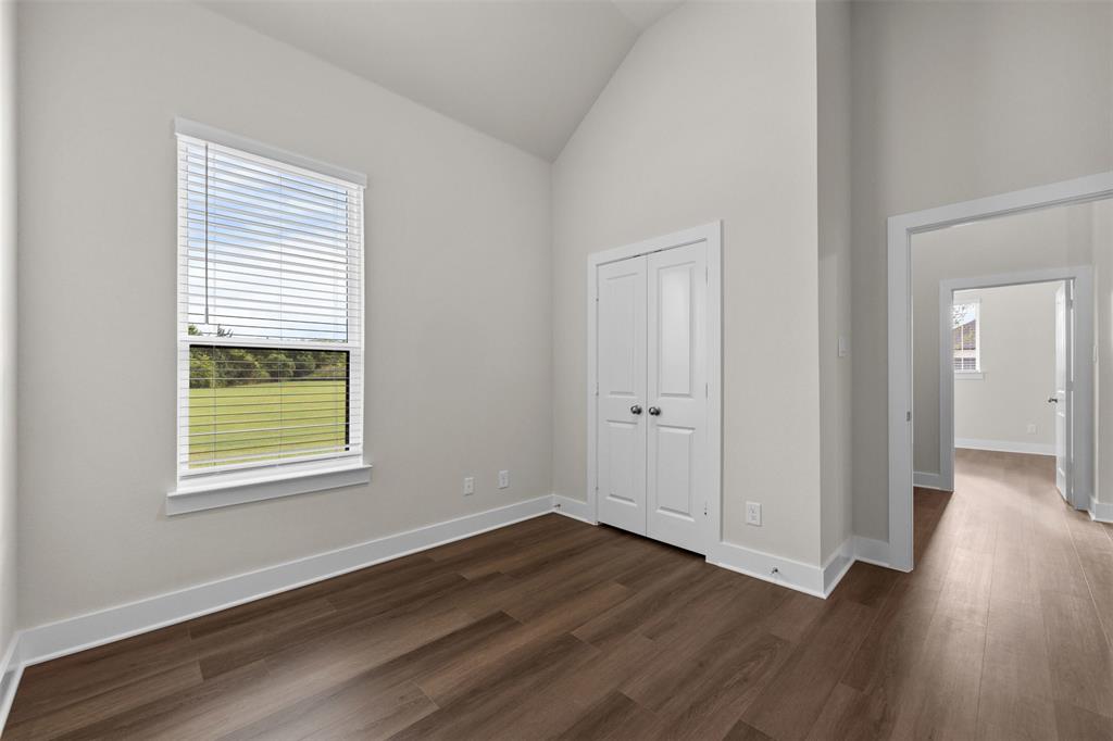 552 Holiday Avenue Property Photo 23