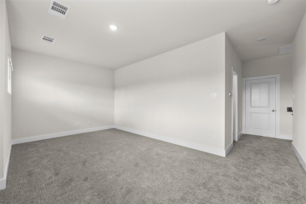 552 Holiday Avenue Property Photo 31