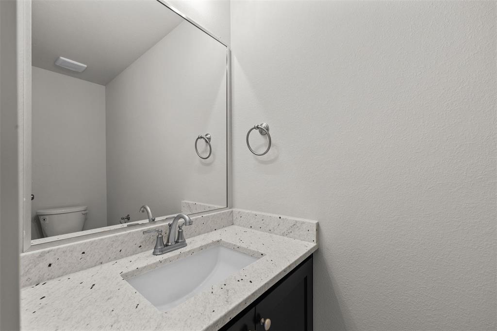 552 Holiday Avenue Property Photo 32
