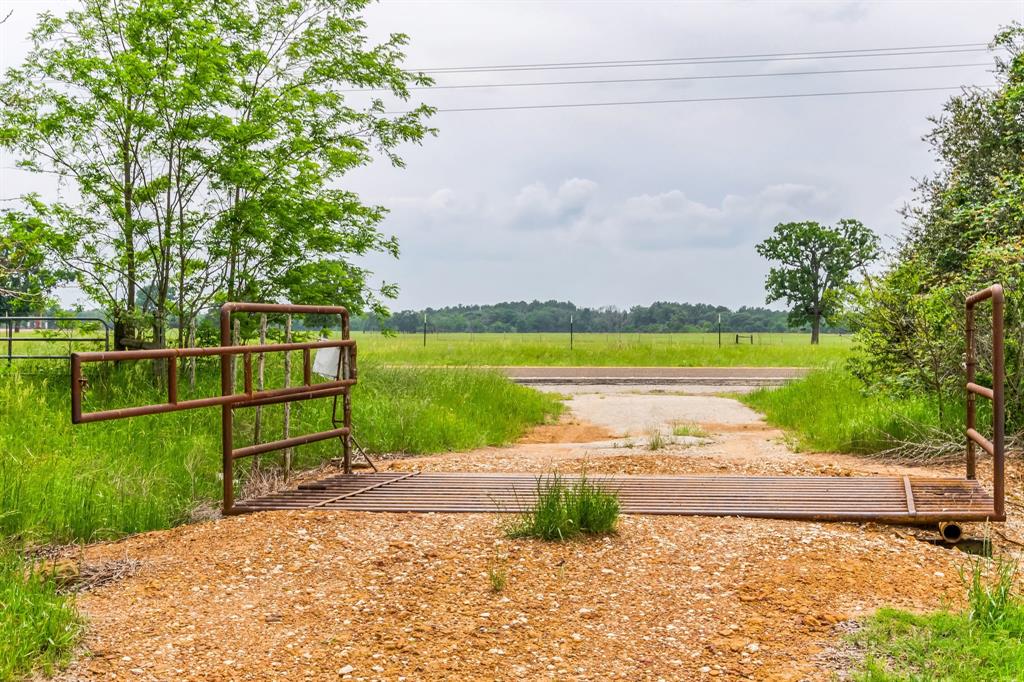 0 Fm 645 Property Photo 1