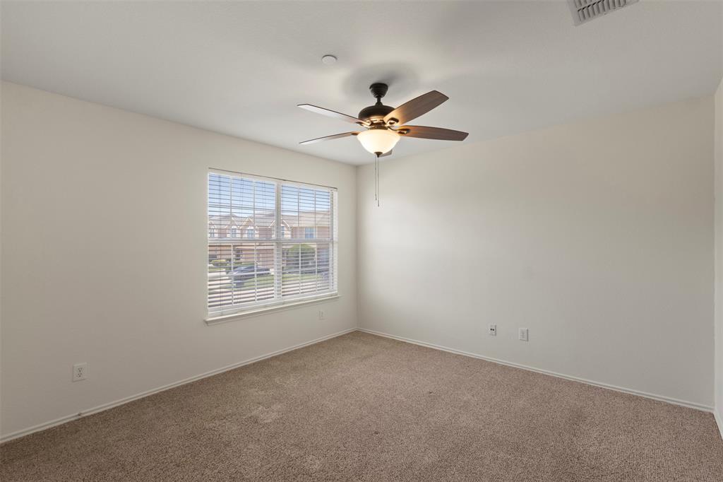 2949 Jowett Drive Property Photo 29
