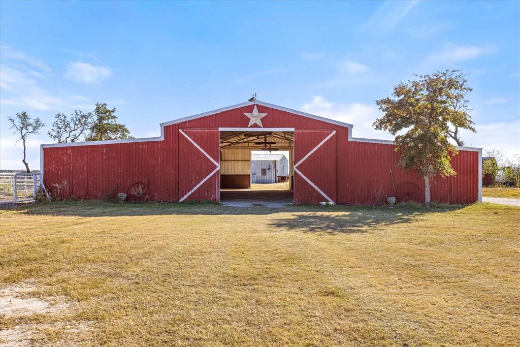 951 Fm 1476 Property Photo 16