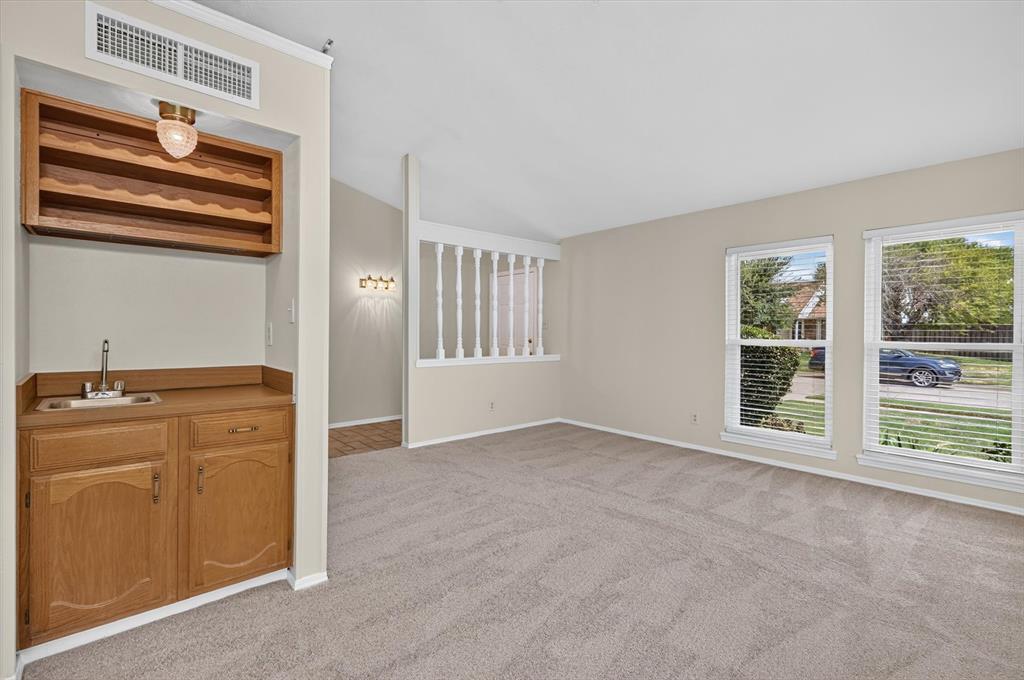2801 Stratford Lane Property Photo 11