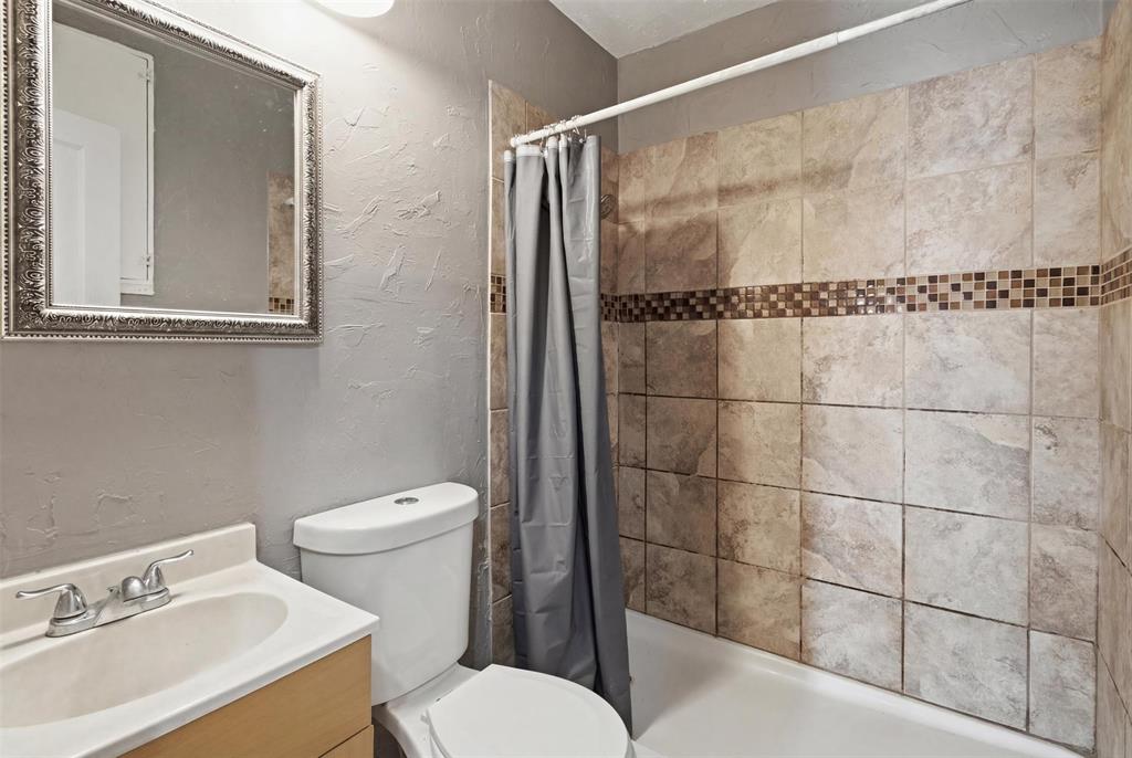 6632 Emhouse Street Property Photo 30