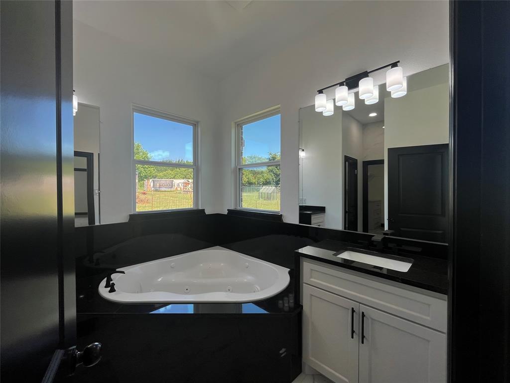 127 Valley Meadows Drive Property Photo 13