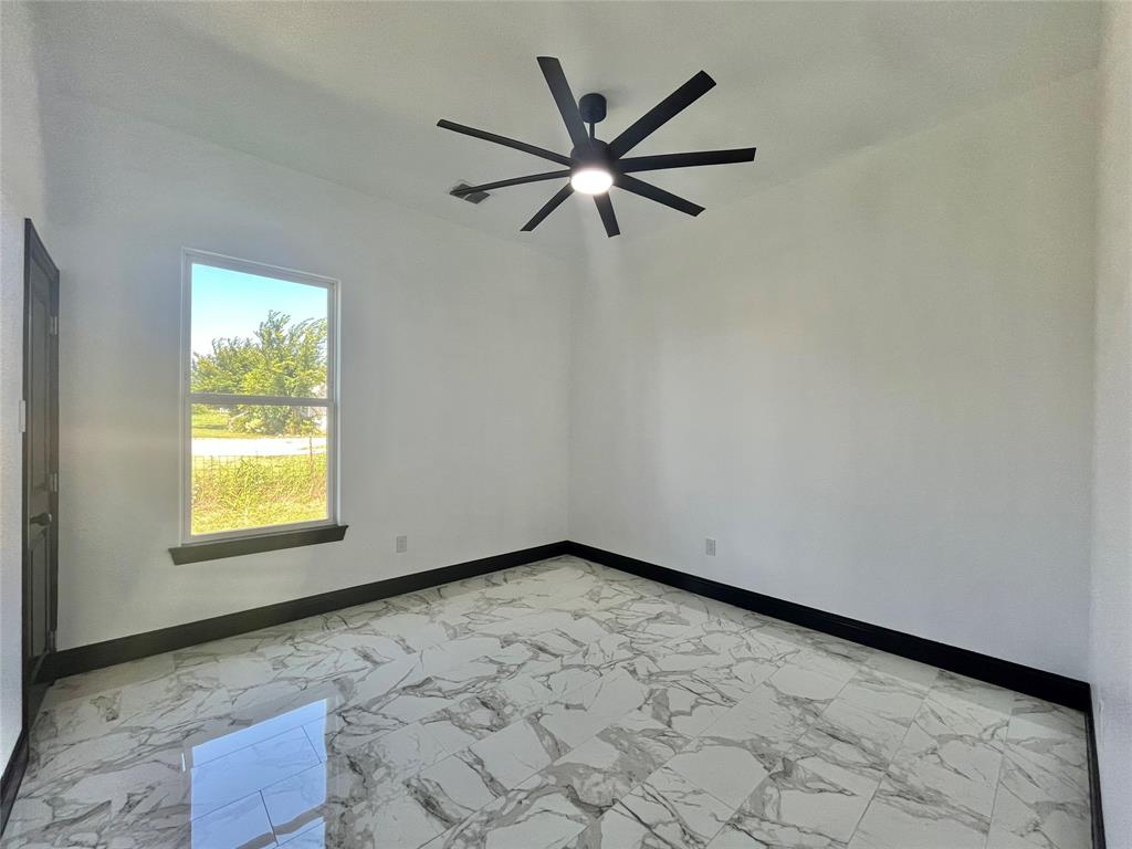 127 Valley Meadows Drive Property Photo 22