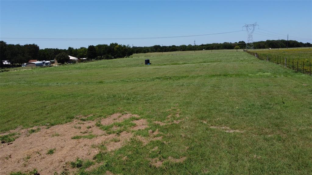833 E Lovers Lane Property Photo 2
