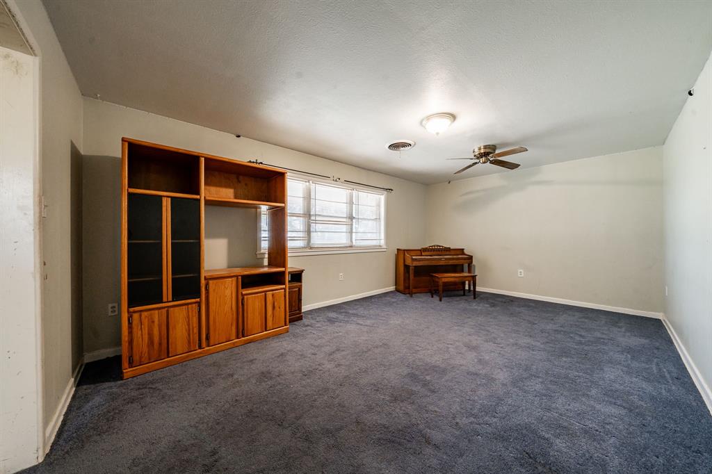 1105 County Road 345 Property Photo 6