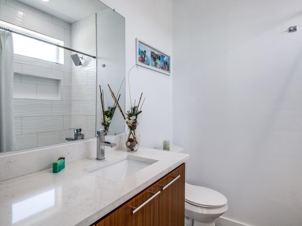 4223 Munger Avenue Property Photo 18