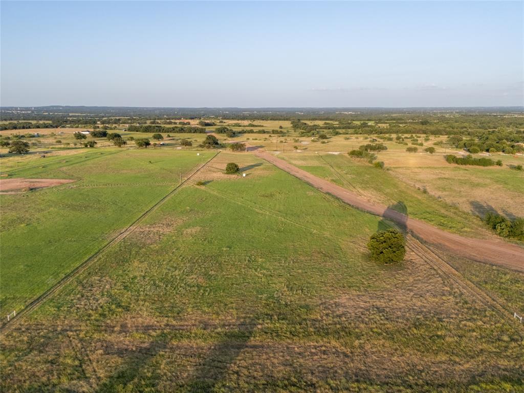 300 County Road 1475 Property Photo 10