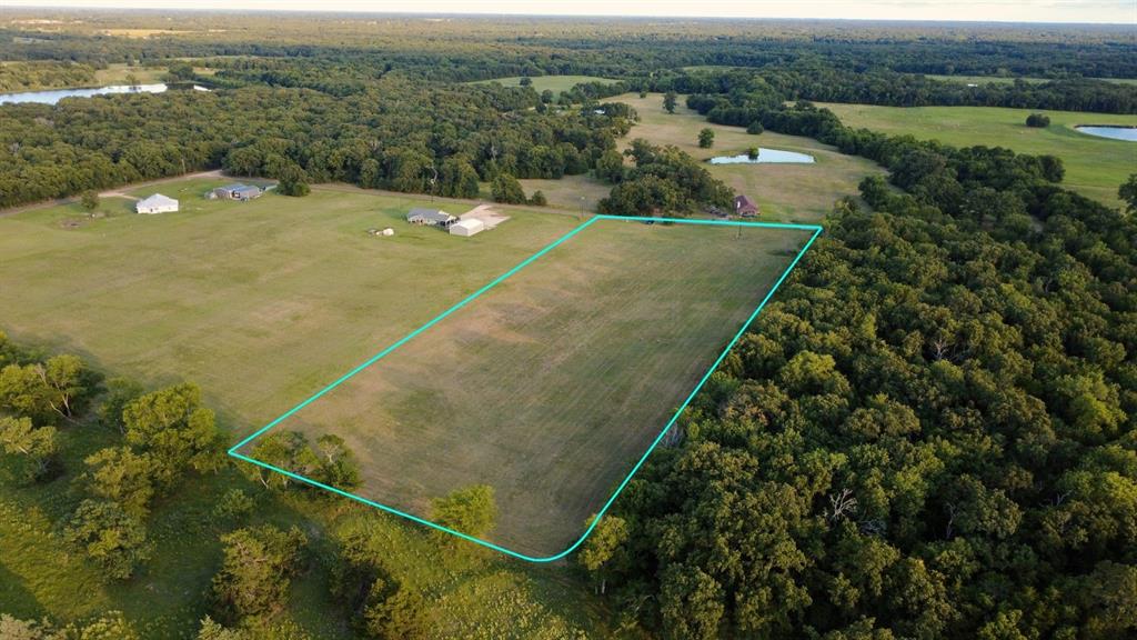 336 County Road 1118 Property Photo 2