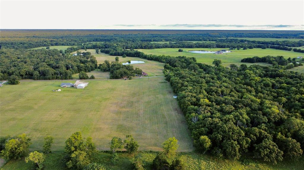 336 County Road 1118 Property Photo 5