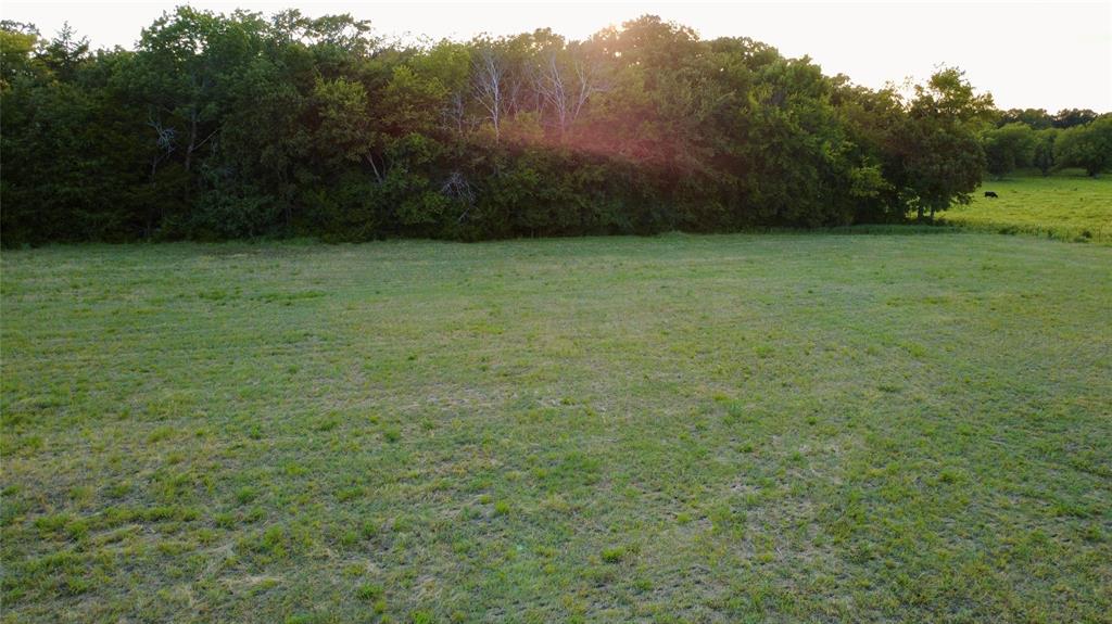 336 County Road 1118 Property Photo 9