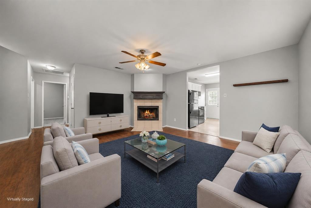 834 Hazels Way Property Photo 3