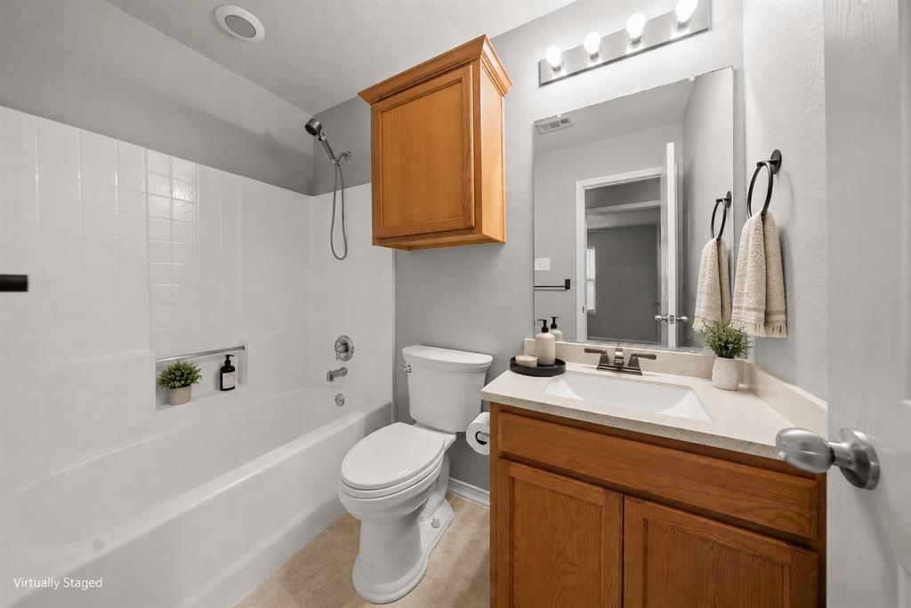834 Hazels Way Property Photo 13