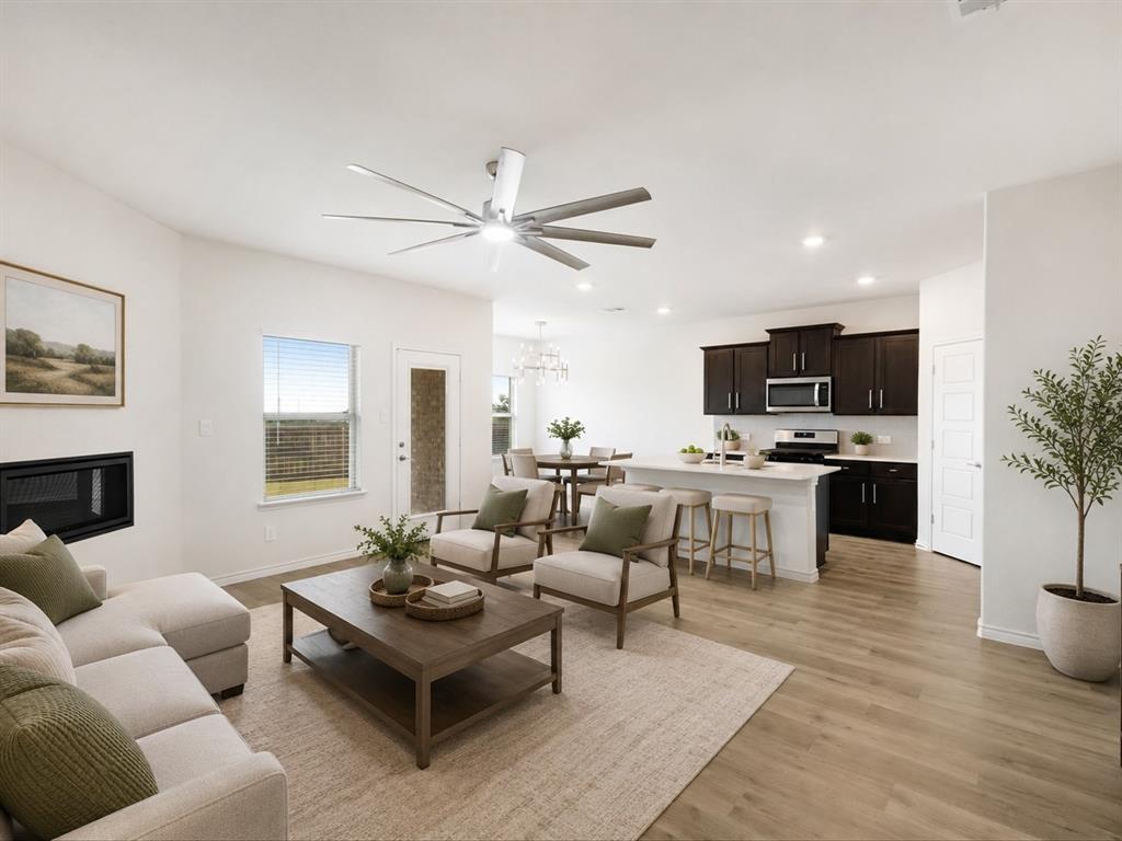 308 Bailey Way Property Photo 3