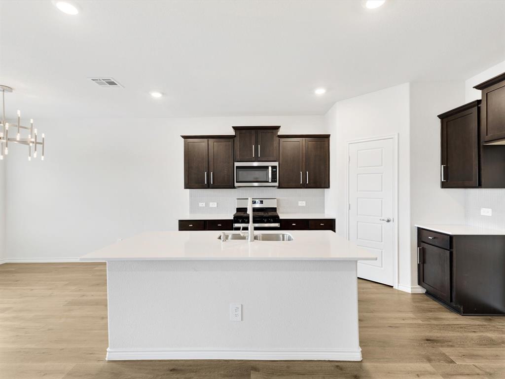 308 Bailey Way Property Photo 8