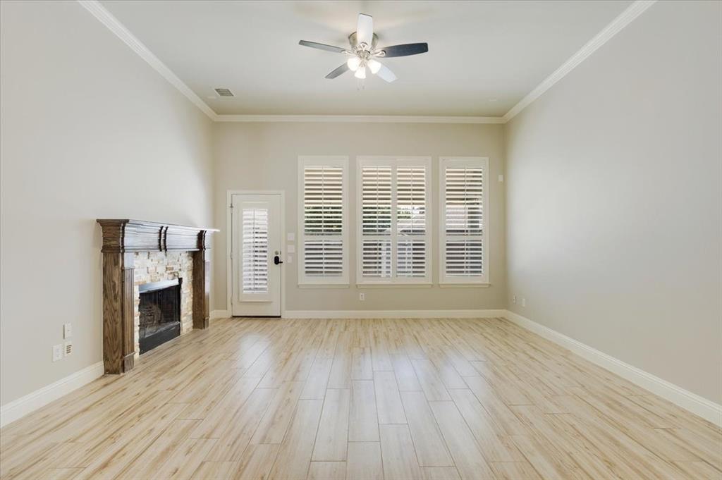 2710 Westpoint Drive Property Photo 4