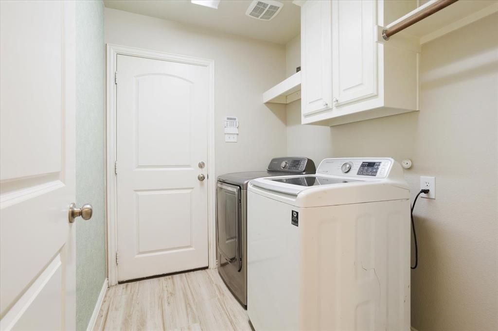 2710 Westpoint Drive Property Photo 20