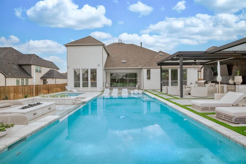 2028 Waterleaf Road Property Photo 1