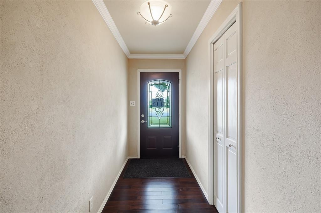 206 Mcanear Street Property Photo 3