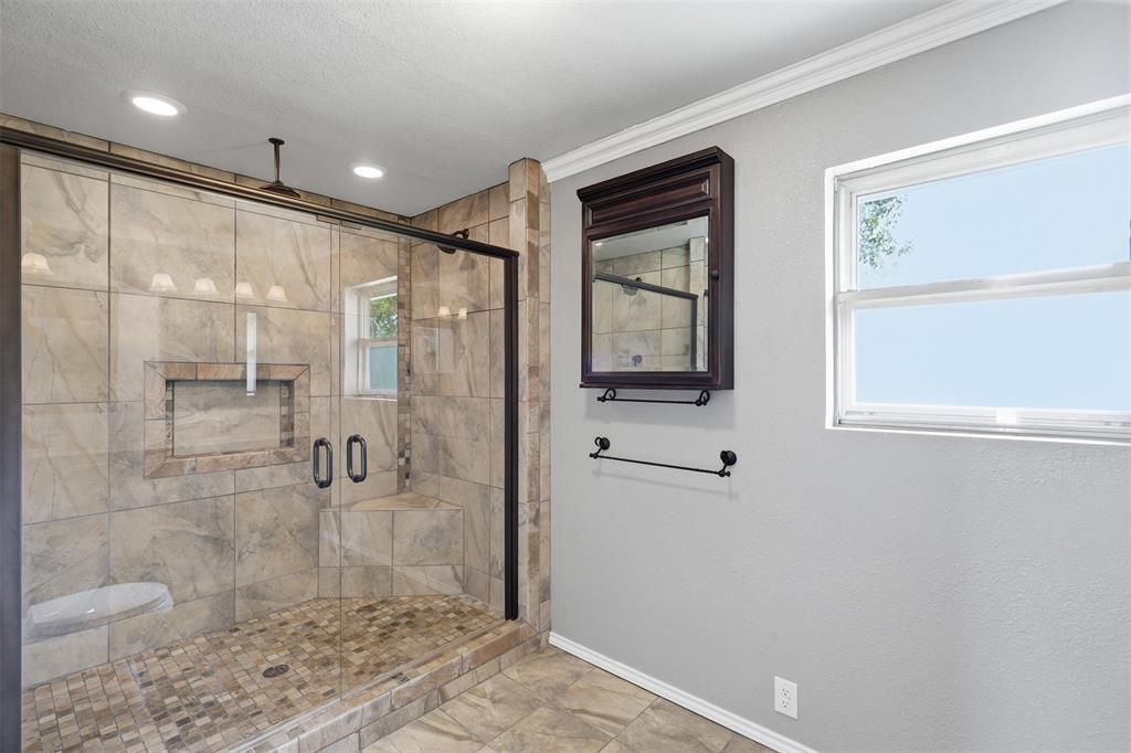 206 Mcanear Street Property Photo 14