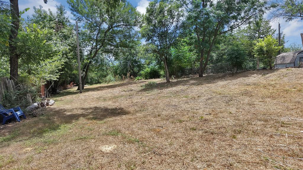 5307 Lovell Avenue Property Photo 2