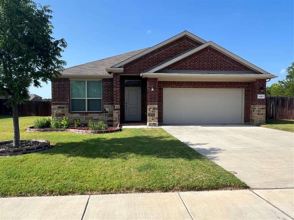 1107 Admiral Drive Property Photo 6