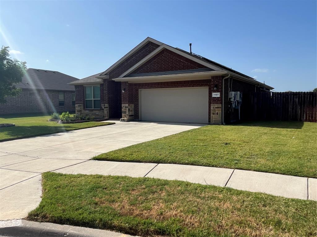 1107 Admiral Drive Property Photo 7