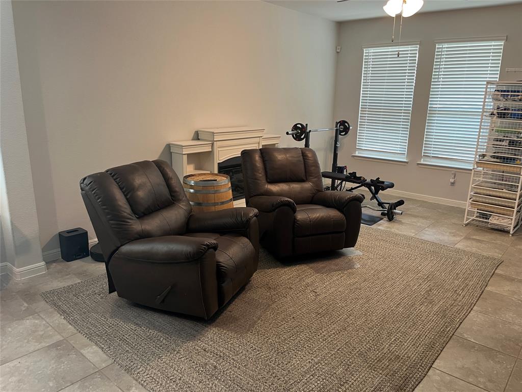1107 Admiral Drive Property Photo 11
