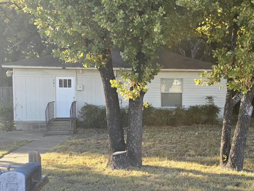 107 Fisk Road Property Photo 1