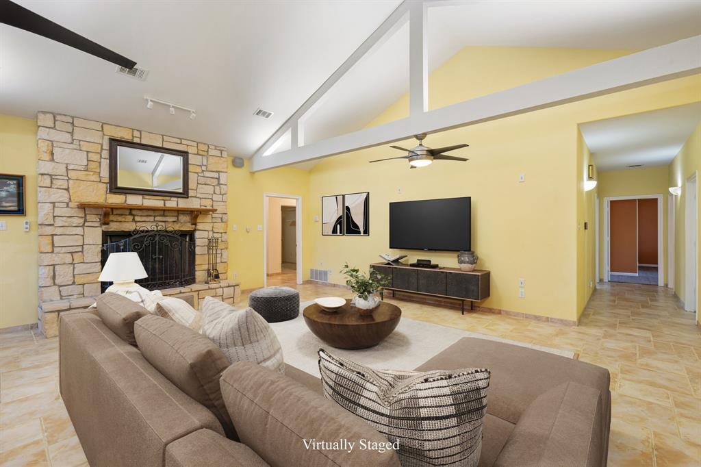 330 Mohawk Trail Property Photo 10