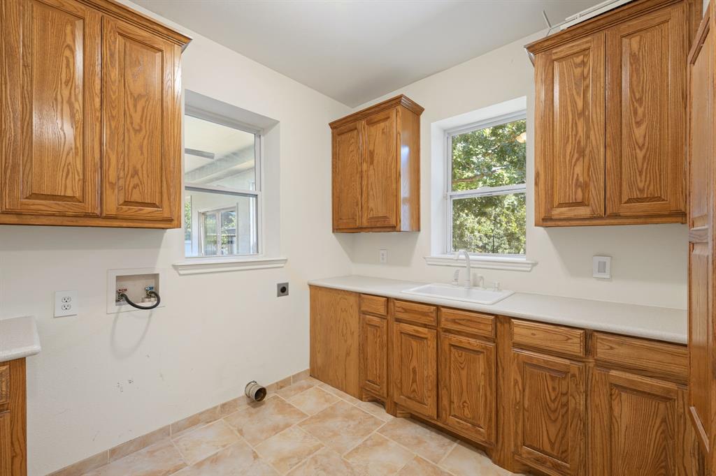 330 Mohawk Trail Property Photo 25