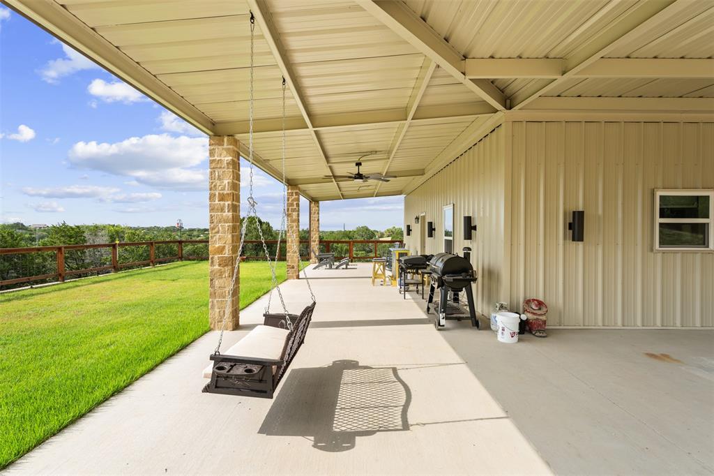 211 County Road 1511 Property Photo 23